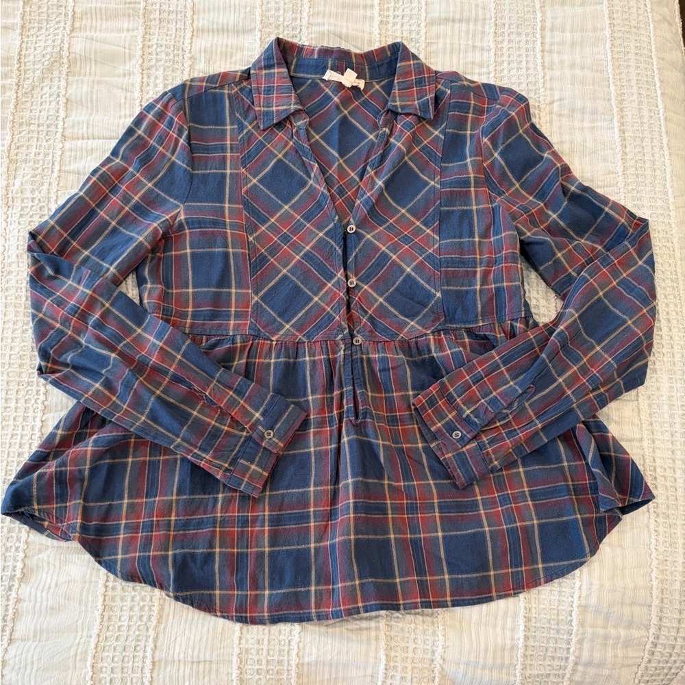 Hem & Thread Flowy Plaid V-Neck Blouse |‎ Blue & Red | Size M